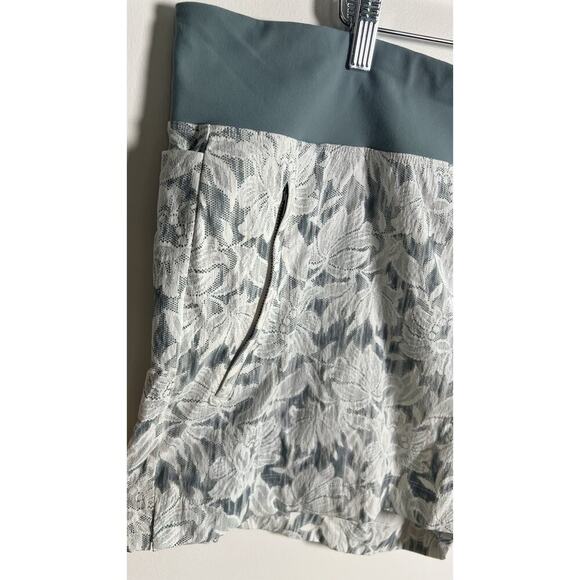 Athleta Trekkie North Short Green Ethereal Magnolia Bloom Plus Size 20 NEW - Picture 3 of 7